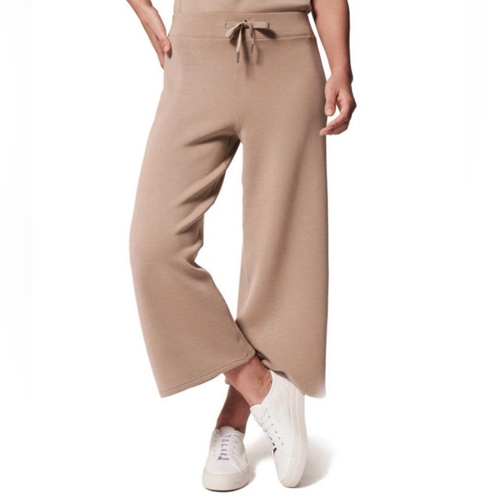 Spanx air essentials wide leg cropped pants fawn tan - Picture 1 of 5